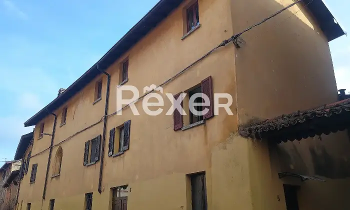 Rexer-Montorfano-Appartamento-con-box-auto-Zonecomuni