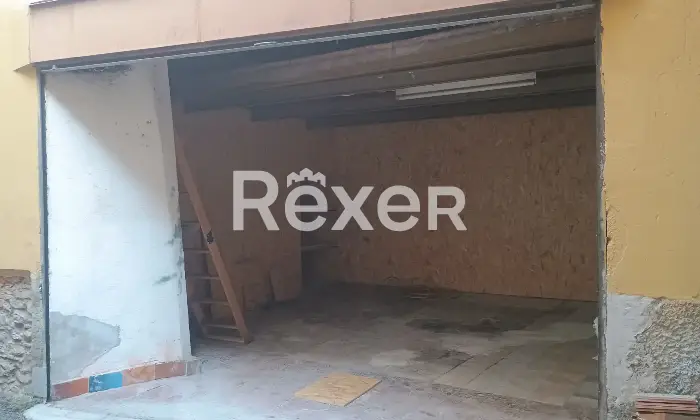Rexer-Montorfano-Appartamento-con-box-auto-Facciata