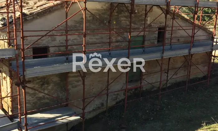 Rexer-SantAngelo-in-Pontano-Rustico-in-vendita-in-Via-Roma-a-SantAngelo-in-Pontano-Altro