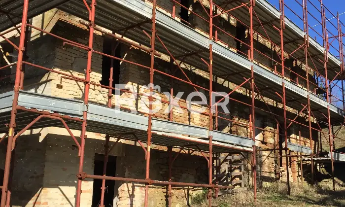 Rexer-SantAngelo-in-Pontano-Rustico-in-vendita-in-Via-Roma-a-SantAngelo-in-Pontano-Altro