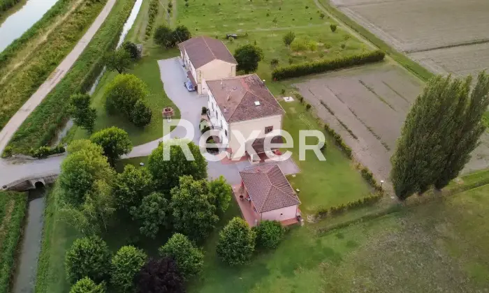 Rexer-Finale-Emilia-Propriet-rustica-con-ampio-terreno-agricolo-e-box-Finale-Emilia-Altro