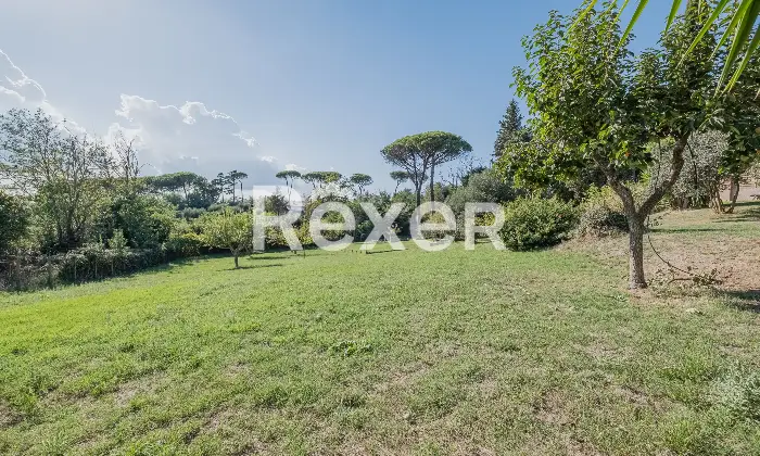 Rexer-Roma-Villa-Unifamiliare-con-terreno-Altro