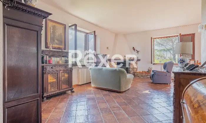 Rexer-Roma-Villa-Unifamiliare-con-terreno-Altro