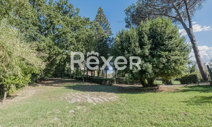 Rexer-Roma-Villa-Unifamiliare-con-terreno-Altro