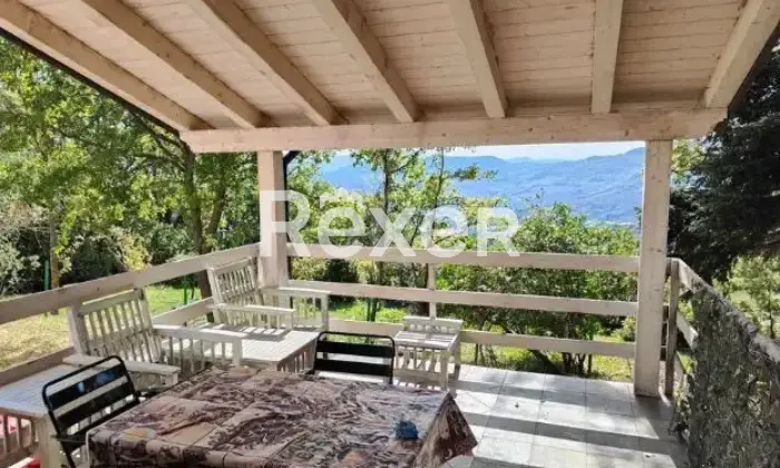 Rexer-Monte-Cerignone-Villino-indipendente-con-vista-panoramica-ampi-spazi-esterni-e-garage-Monacchie-Montecopiolo-Altro