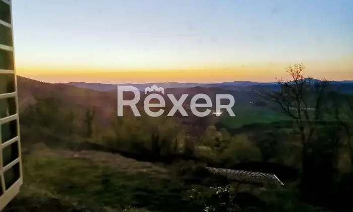 Rexer-Monte-Cerignone-Villino-indipendente-con-vista-panoramica-ampi-spazi-esterni-e-garage-Monacchie-Montecopiolo-Altro