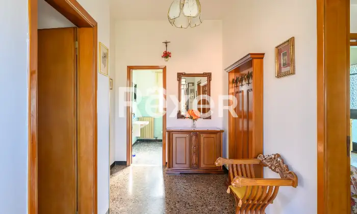 Rexer-VENEZIA-Via-Veglia-Interessante-casa-singola-su-due-livelli-Altro