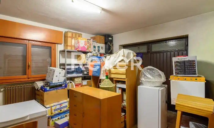 Rexer-Spinea-villa-singola-con-ampio-scoperto-privato-e-magazzini-Altro