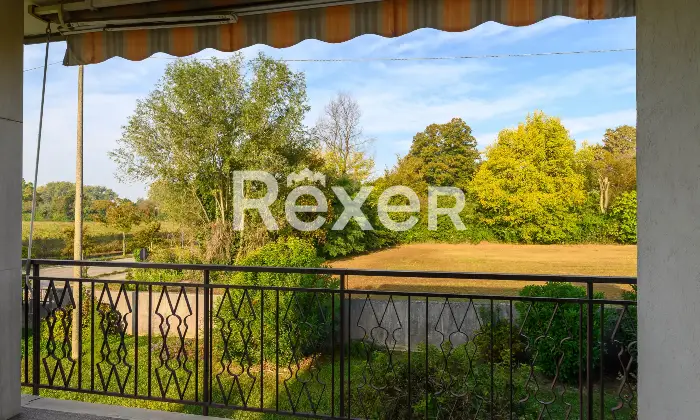 Rexer-Spinea-villa-singola-con-ampio-scoperto-privato-e-magazzini-Altro