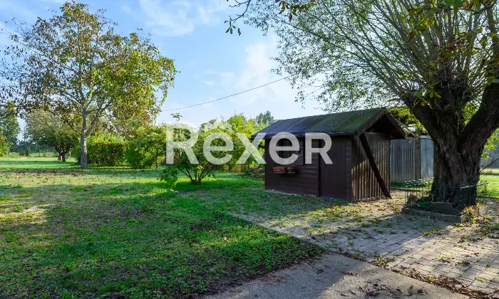 Rexer-Spinea-villa-singola-con-ampio-scoperto-privato-e-magazzini-Altro