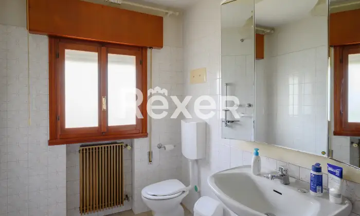 Rexer-Spinea-villa-singola-con-ampio-scoperto-privato-e-magazzini-Altro
