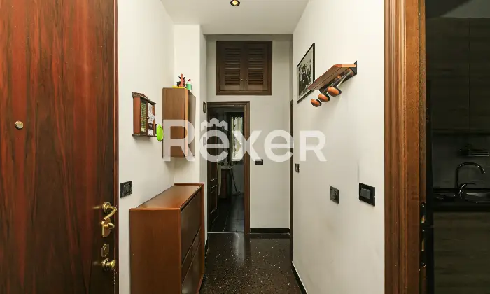 Rexer-Genova-Via-Edera-Genova-Piano-alto-con-ascensore-Appartamento-composto-da-living-con-cucina-ca