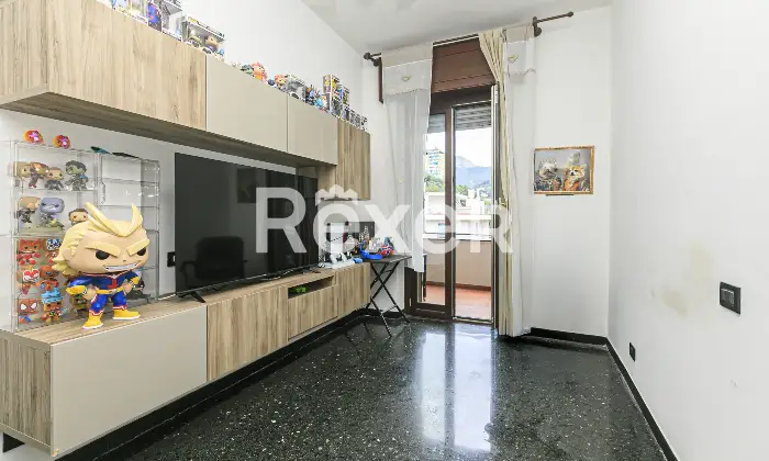 Rexer-Genova-Via-Edera-Genova-Piano-alto-con-ascensore-Appartamento-composto-da-living-con-cucina-ca