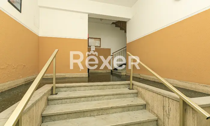 Rexer-Genova-Via-Edera-Genova-Piano-alto-con-ascensore-Appartamento-composto-da-living-con-cucina-ca