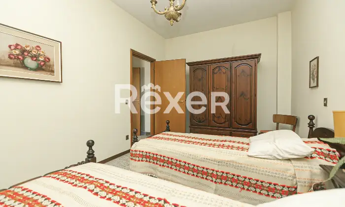 Rexer-Rapallo-UNICO-APPARTAMENTO-CON-TERRAZZO-VISTA-MARE-ALLINTERNO-DI-CONTESTO-PRIVATO-CON-PISCINA-BOX-COMPRESO-Altro
