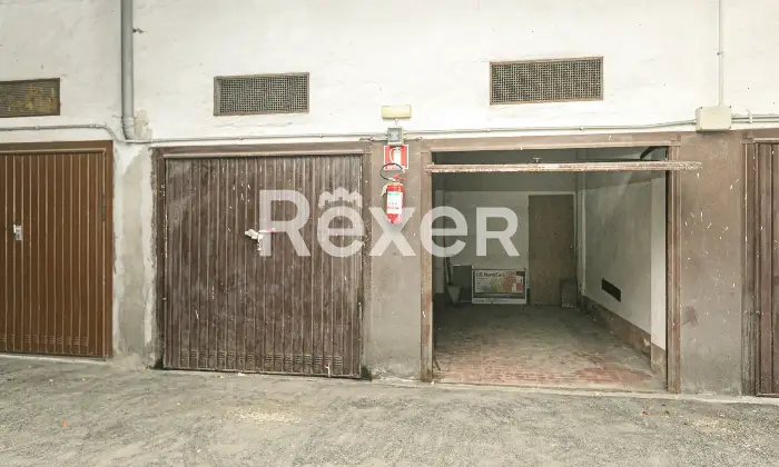 Rexer-Rapallo-UNICO-APPARTAMENTO-CON-TERRAZZO-VISTA-MARE-ALLINTERNO-DI-CONTESTO-PRIVATO-CON-PISCINA-BOX-COMPRESO-Altro