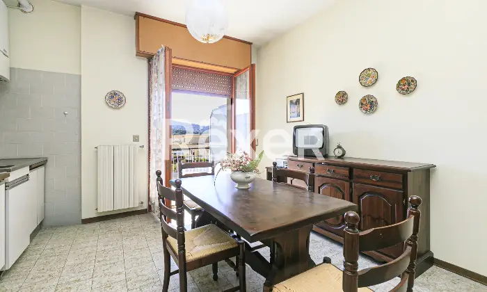Rexer-Rapallo-UNICO-APPARTAMENTO-CON-TERRAZZO-VISTA-MARE-ALLINTERNO-DI-CONTESTO-PRIVATO-CON-PISCINA-BOX-COMPRESO-Altro