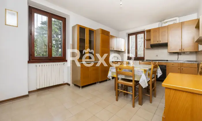 Rexer-Villa-Raverio-APPARTAMENTO-SU-DUE-LIVELLI-Altro