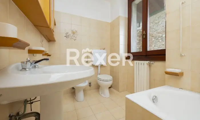 Rexer-Villa-Raverio-APPARTAMENTO-SU-DUE-LIVELLI-Altro