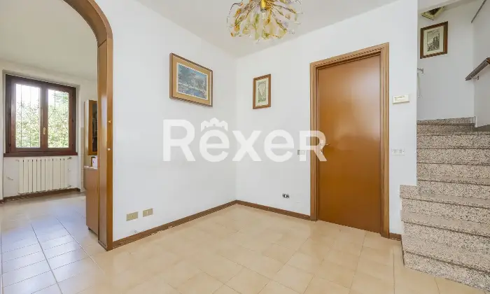 Rexer-Villa-Raverio-APPARTAMENTO-SU-DUE-LIVELLI-Altro