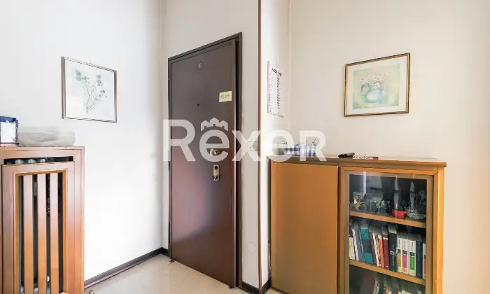 Rexer-Milano-Bilocale-con-servizi-e-cantina-Altro