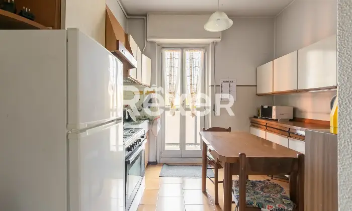 Rexer-Milano-Bilocale-con-servizi-e-cantina-Altro