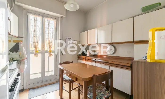 Rexer-Milano-Bilocale-con-servizi-e-cantina-Altro