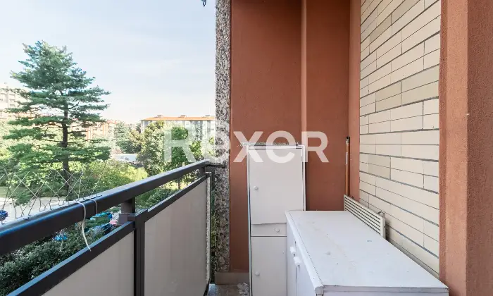 Rexer-Milano-Bilocale-con-servizi-e-cantina-Altro