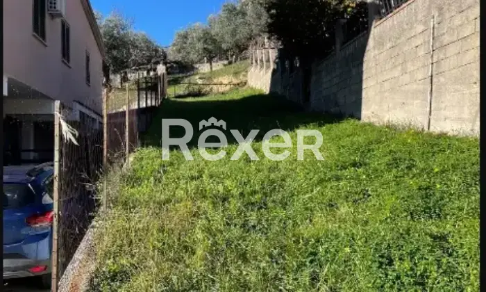 Rexer-Torano-Castello-Rustico-in-Vendita-in-Via-Cupini-a-Torano-Castello-Altro