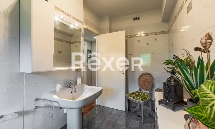 Rexer-San-Mauro-Torinese-QUADRILOCALE-CON-DUE-BOX-AUTO-INCLUSI-NEL-PREZZO-Altro