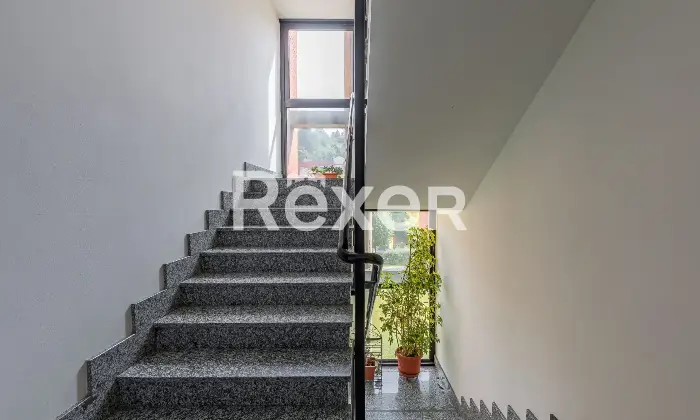 Rexer-San-Mauro-Torinese-QUADRILOCALE-CON-DUE-BOX-AUTO-INCLUSI-NEL-PREZZO-Altro