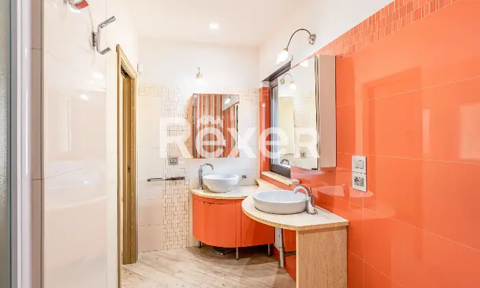 Rexer-Pomigliano-dArco-VILLA-INDIPENDENTE-DI-PRESTIGIO-DESIGN-LUCE-E-COMFORT-NEL-CUORE-DI-POMIGLIANO-DARCO-Altro