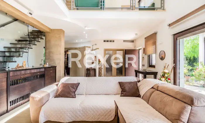 Rexer-Pomigliano-dArco-VILLA-INDIPENDENTE-DI-PRESTIGIO-DESIGN-LUCE-E-COMFORT-NEL-CUORE-DI-POMIGLIANO-DARCO-Altro