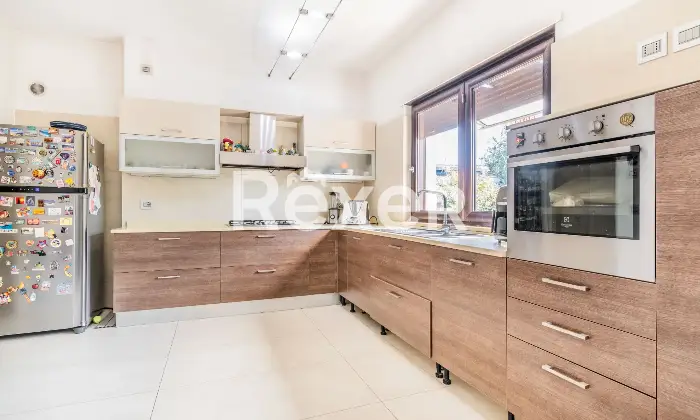 Rexer-Pomigliano-dArco-VILLA-INDIPENDENTE-DI-PRESTIGIO-DESIGN-LUCE-E-COMFORT-NEL-CUORE-DI-POMIGLIANO-DARCO-Altro