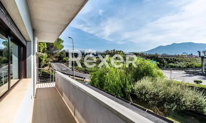 Rexer-Pomigliano-dArco-VILLA-INDIPENDENTE-DI-PRESTIGIO-DESIGN-LUCE-E-COMFORT-NEL-CUORE-DI-POMIGLIANO-DARCO-Altro