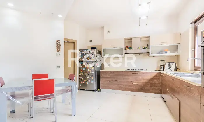 Rexer-Pomigliano-dArco-VILLA-INDIPENDENTE-DI-PRESTIGIO-DESIGN-LUCE-E-COMFORT-NEL-CUORE-DI-POMIGLIANO-DARCO-Altro