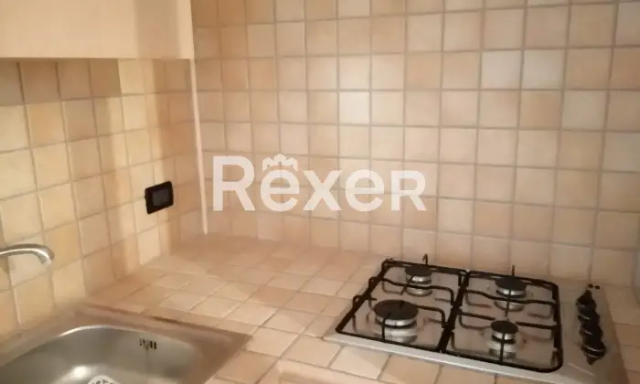 Rexer-Reggio-Calabria-Locale-uso-ufficio-mq-al-piano-terra-con-giardinetto-di-pertinenza-Reggio-Calabria-Altro
