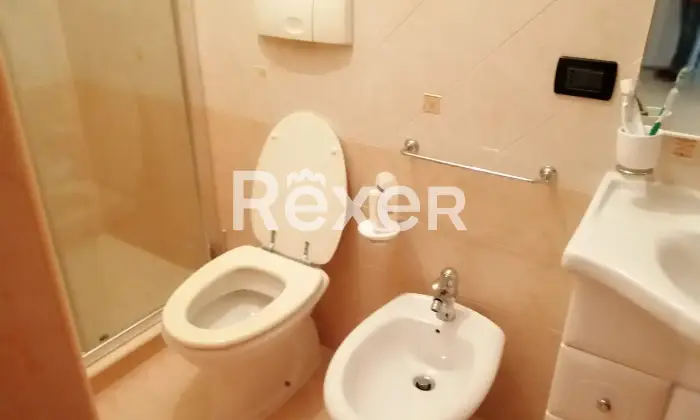 Rexer-Reggio-Calabria-Locale-uso-ufficio-mq-al-piano-terra-con-giardinetto-di-pertinenza-Reggio-Calabria-Altro