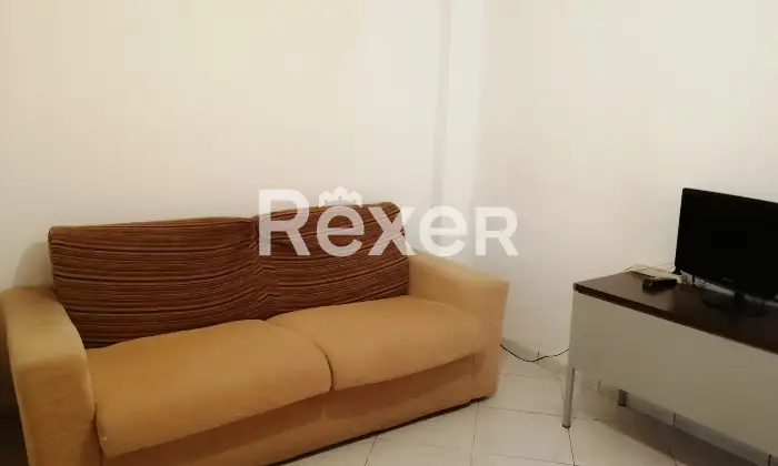 Rexer-Reggio-Calabria-Locale-uso-ufficio-mq-al-piano-terra-con-giardinetto-di-pertinenza-Reggio-Calabria-Altro