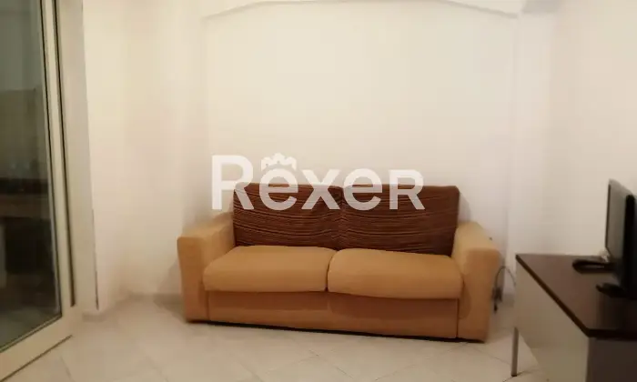 Rexer-Reggio-Calabria-Locale-uso-ufficio-mq-al-piano-terra-con-giardinetto-di-pertinenza-Reggio-Calabria-Altro