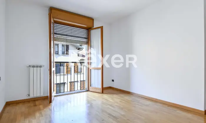 Rexer-TREVIGLIO-In-contesto-signorile-splendido-trelocali-con-doppi-servizi-box-doppio-e-cantina-Altro