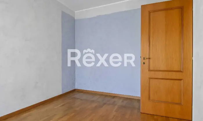 Rexer-TREVIGLIO-In-contesto-signorile-splendido-trelocali-con-doppi-servizi-box-doppio-e-cantina-Altro