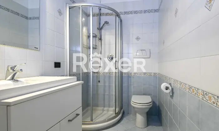 Rexer-TREVIGLIO-In-contesto-signorile-splendido-trelocali-con-doppi-servizi-box-doppio-e-cantina-Altro