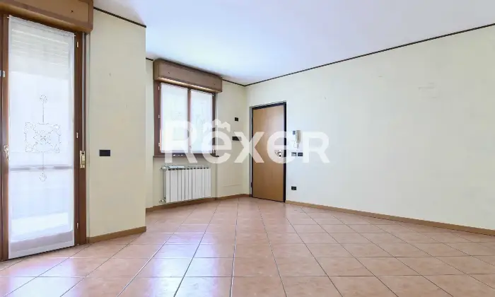 Rexer-TREVIGLIO-In-contesto-signorile-splendido-trelocali-con-doppi-servizi-box-doppio-e-cantina-Altro
