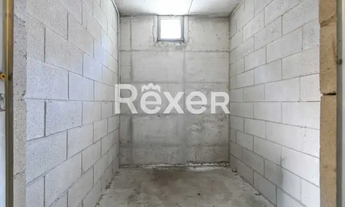 Rexer-TREVIGLIO-In-contesto-signorile-splendido-trelocali-con-doppi-servizi-box-doppio-e-cantina-Altro
