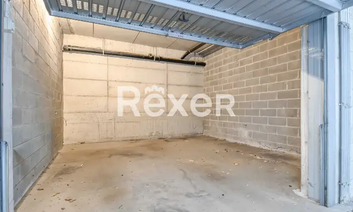 Rexer-TREVIGLIO-In-contesto-signorile-splendido-trelocali-con-doppi-servizi-box-doppio-e-cantina-Altro