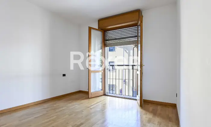 Rexer-TREVIGLIO-In-contesto-signorile-splendido-trelocali-con-doppi-servizi-box-doppio-e-cantina-Altro