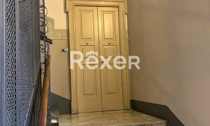 Rexer-Milano-Cadorna-Esclusiva-residenza-di-mq-con-terrazzo-in-prestigioso-palazzo-storico-Ascensore