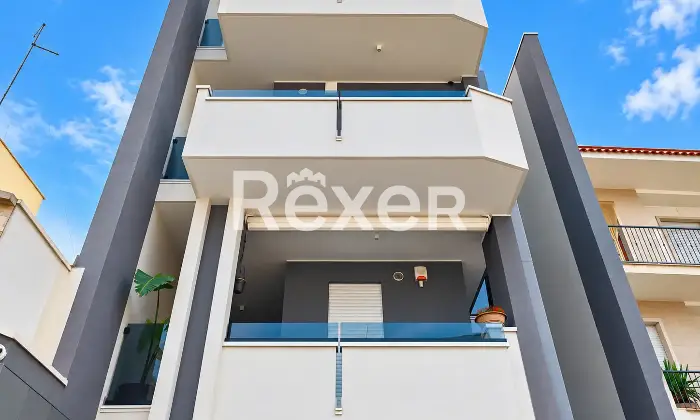 Rexer-Andria-Trilocale-con-giardino-box-e-posto-auto-in-vendita-in-Via-Molise-Andria-Altro