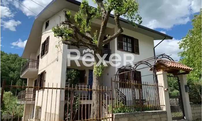 Rexer-Montereale-Villa-in-vendita-in-Via-della-Fonte-a-Montereale-Altro